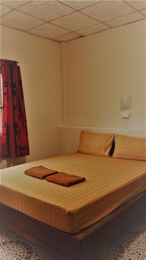 Eidi Homestay Nong Kung Si ภายนอก รูปภาพ