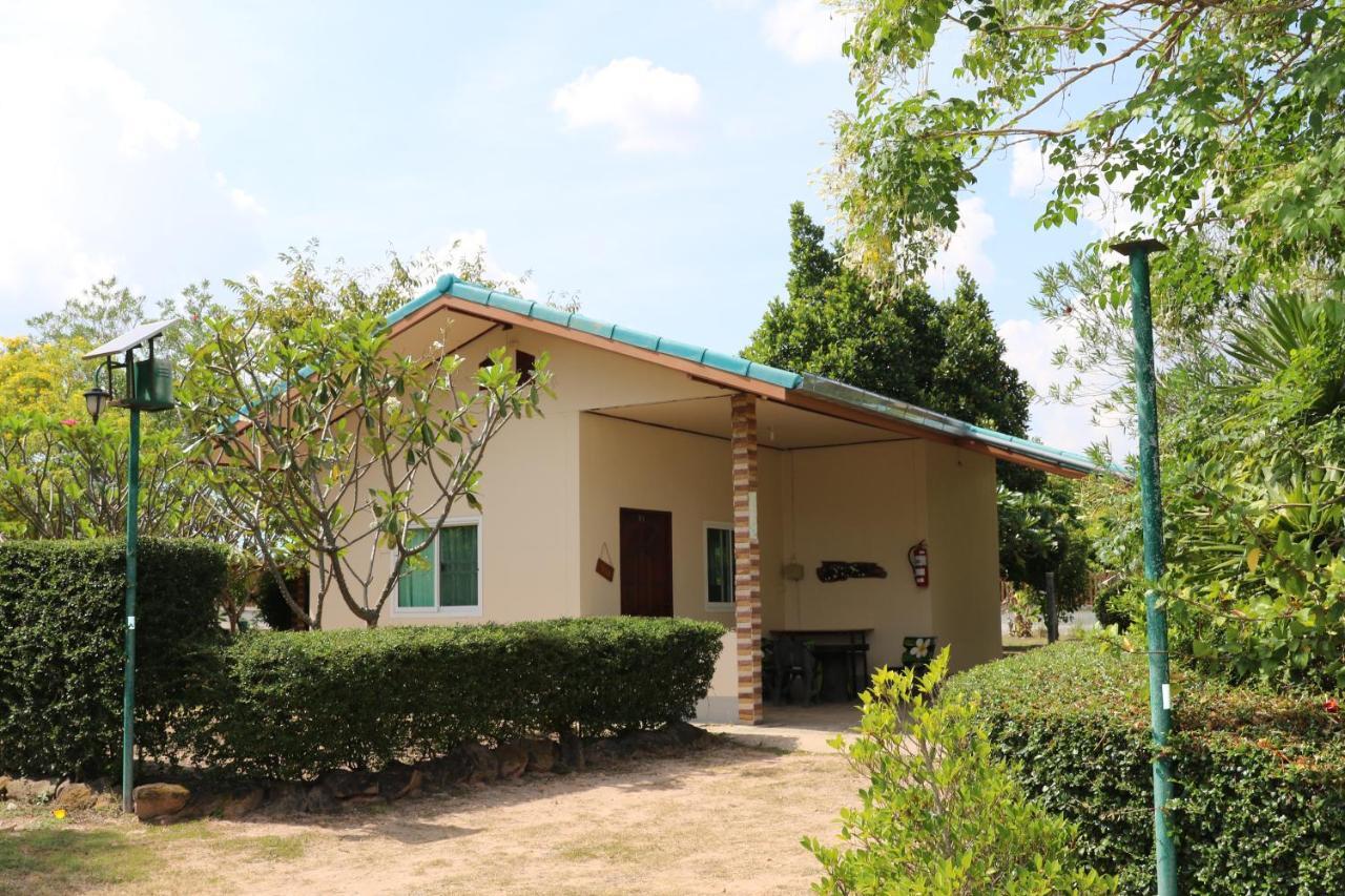 Eidi Homestay Nong Kung Si ภายนอก รูปภาพ