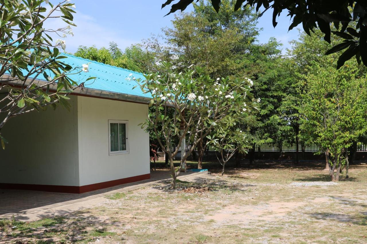 Eidi Homestay Nong Kung Si ภายนอก รูปภาพ