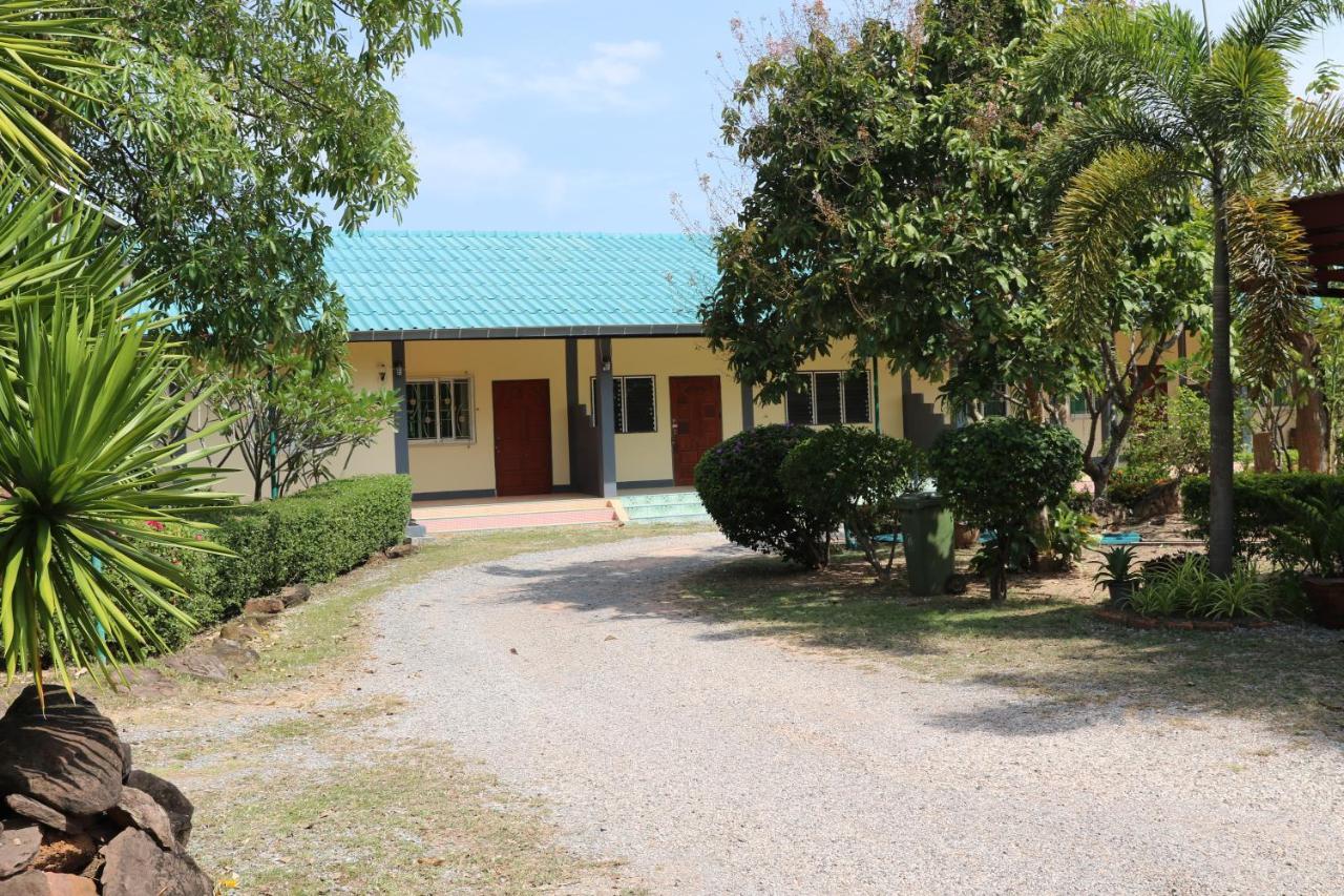 Eidi Homestay Nong Kung Si ภายนอก รูปภาพ